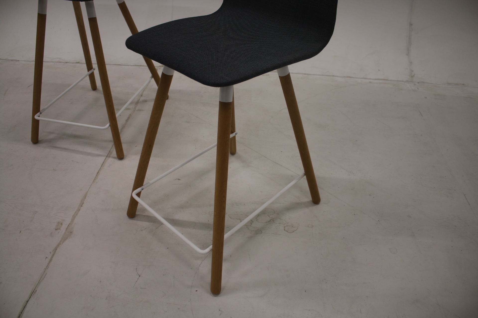 Image 7/8