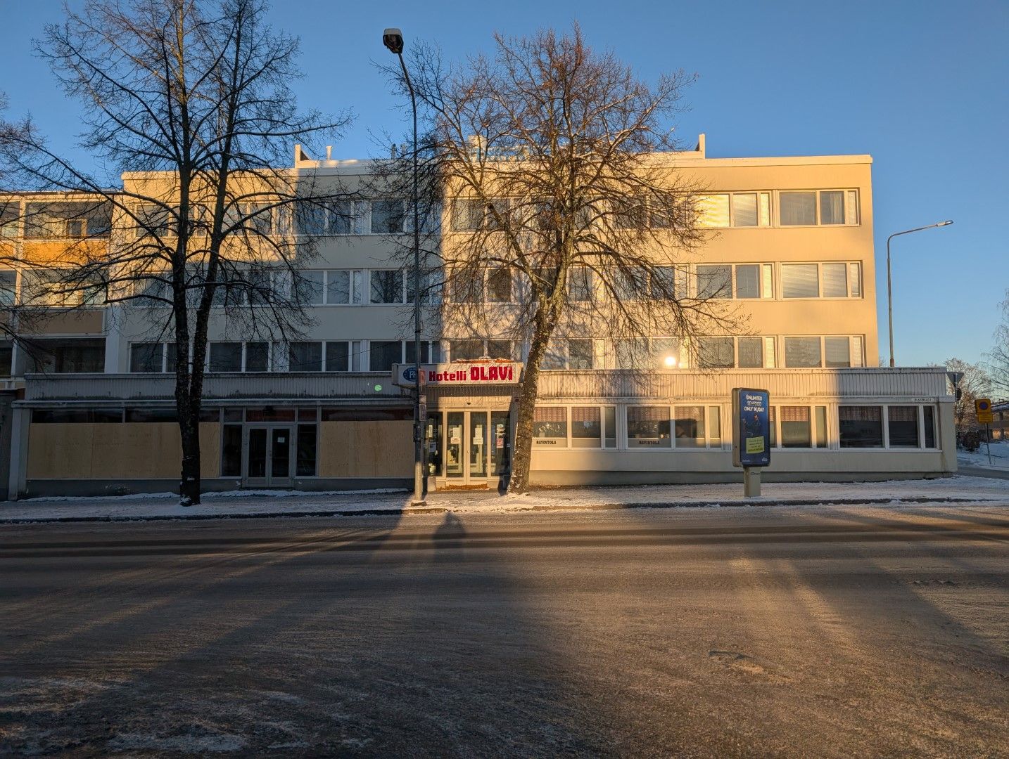 Image 16/20