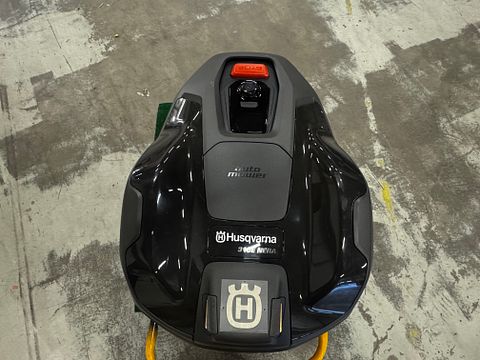 Image 3/7