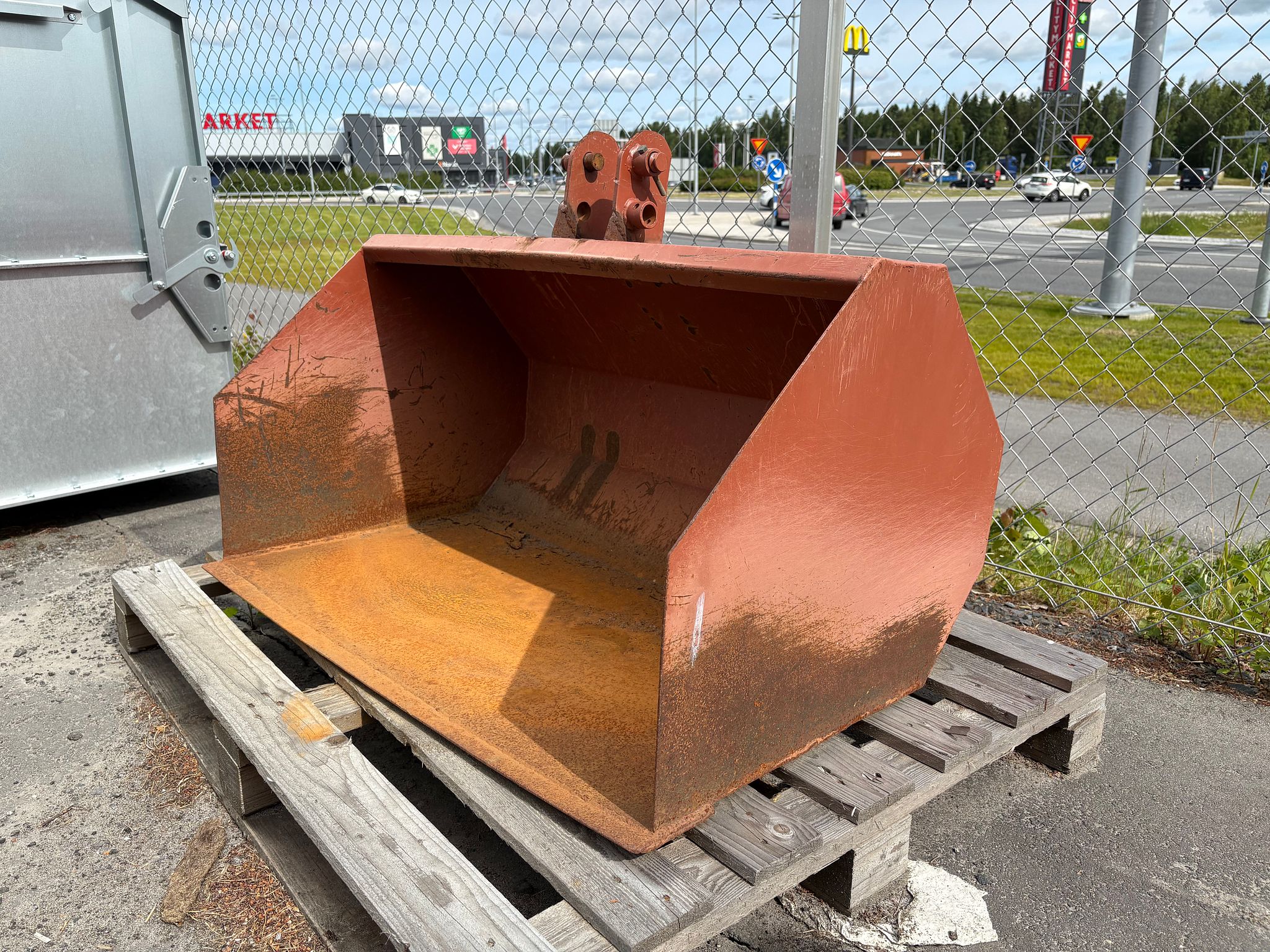 Image 36/44