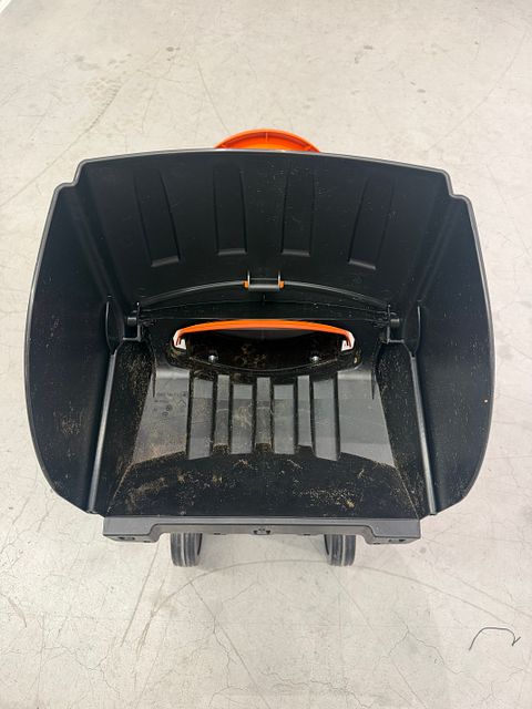 Image 6/6