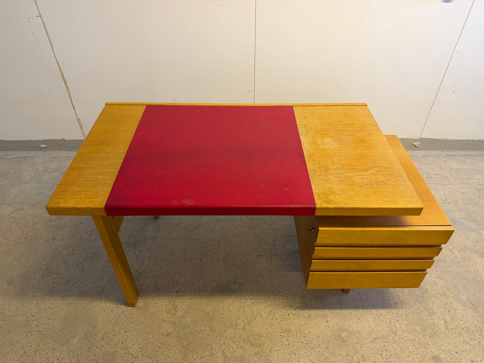 Image 6/19