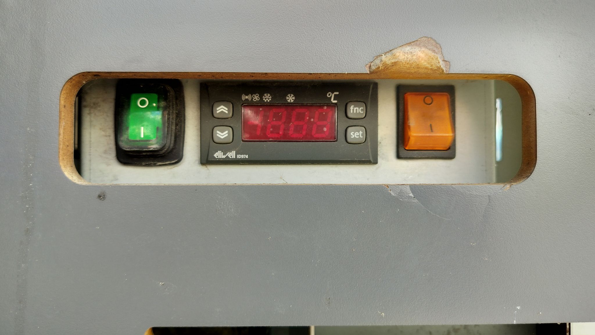 Image 8/10