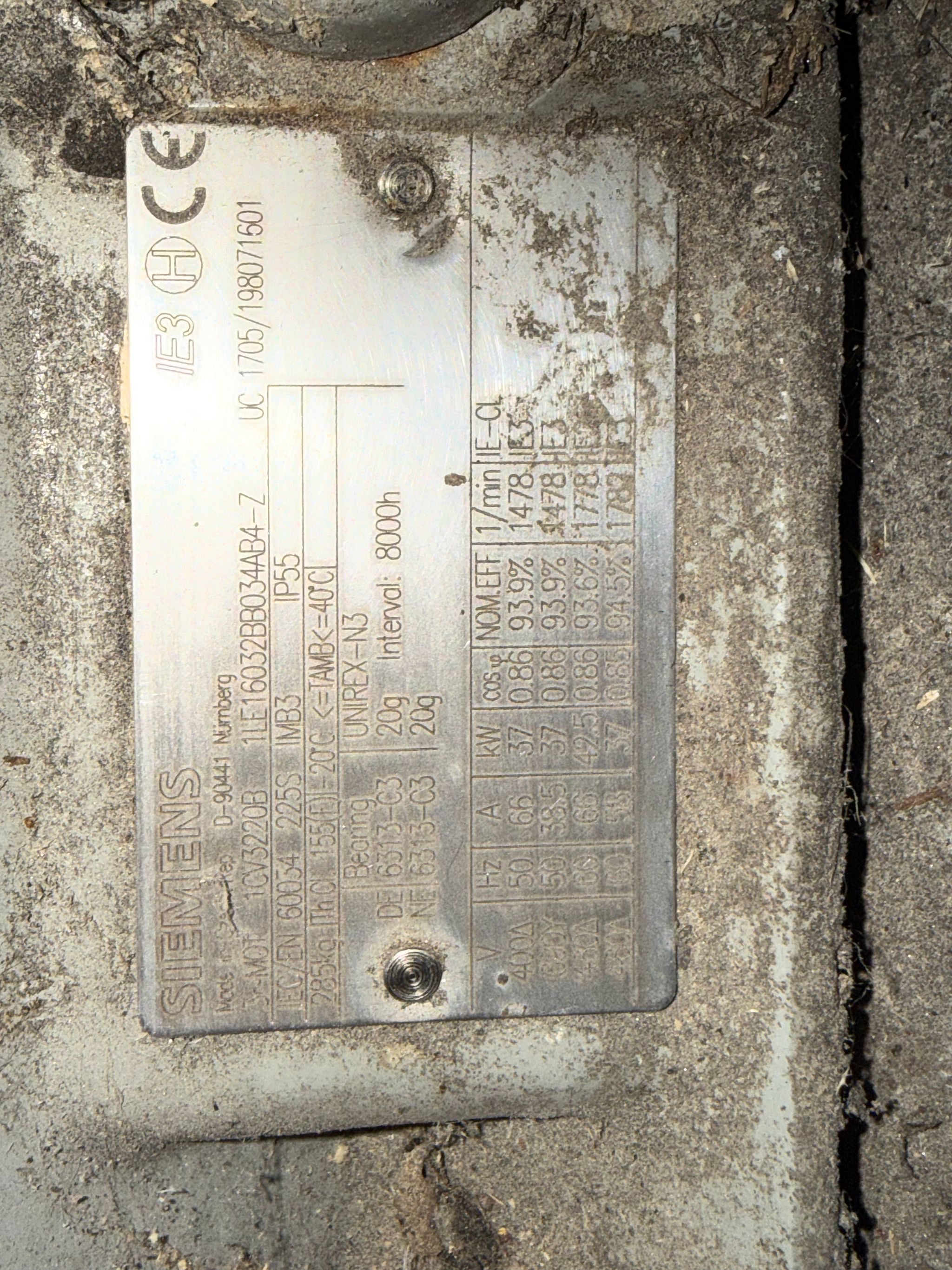 Image 3/3