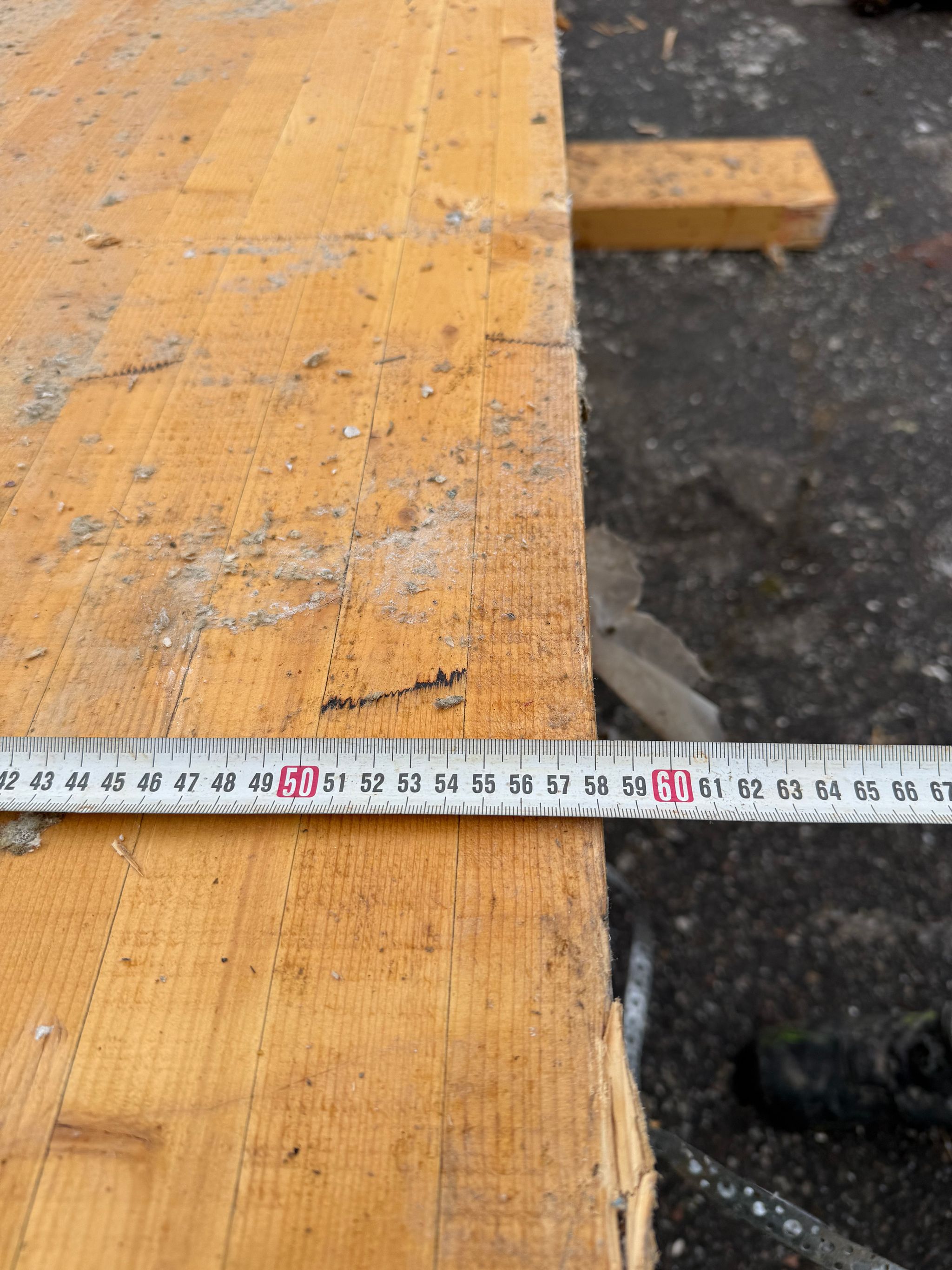 Image 2/4