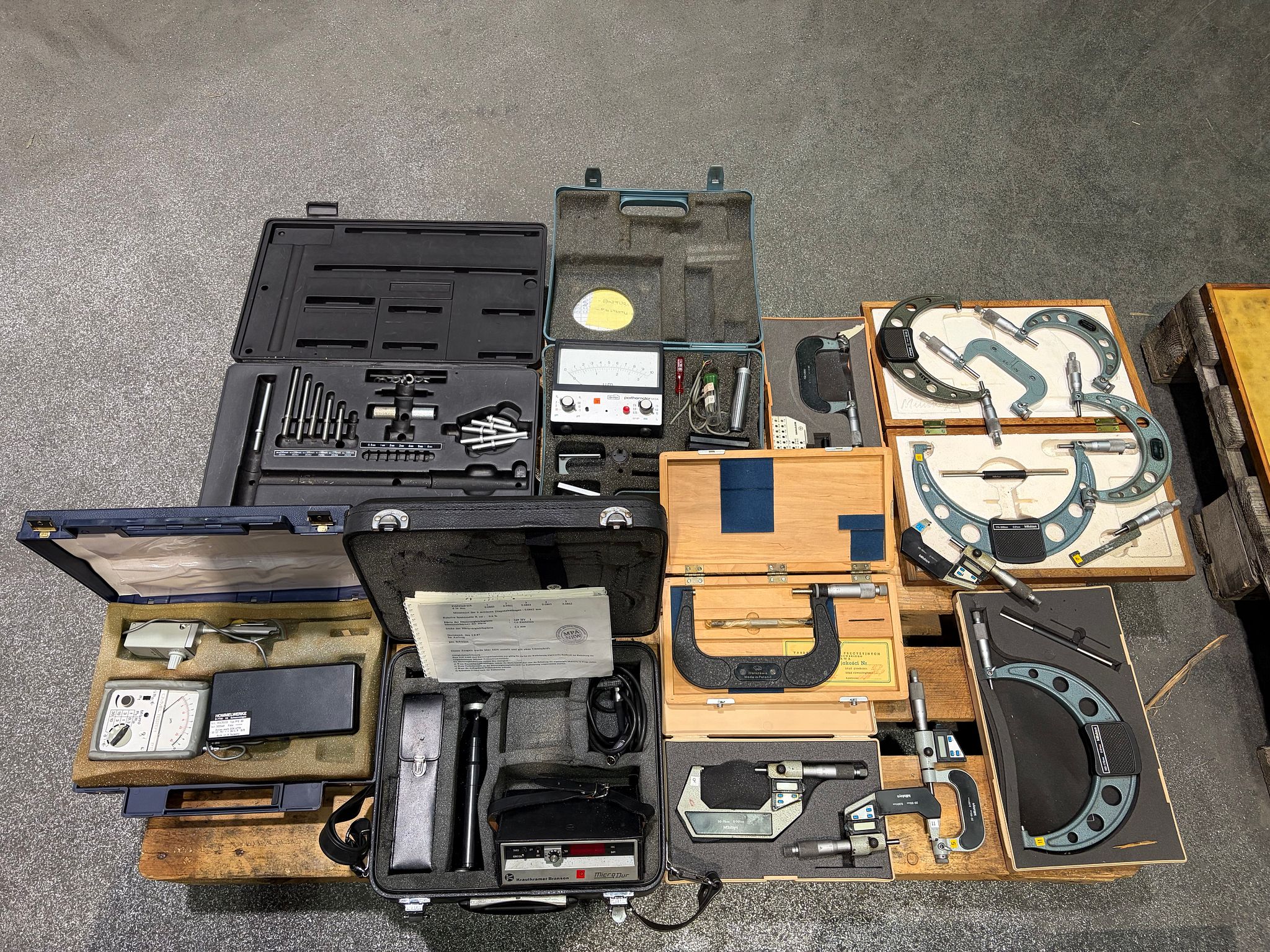 Image 2/13