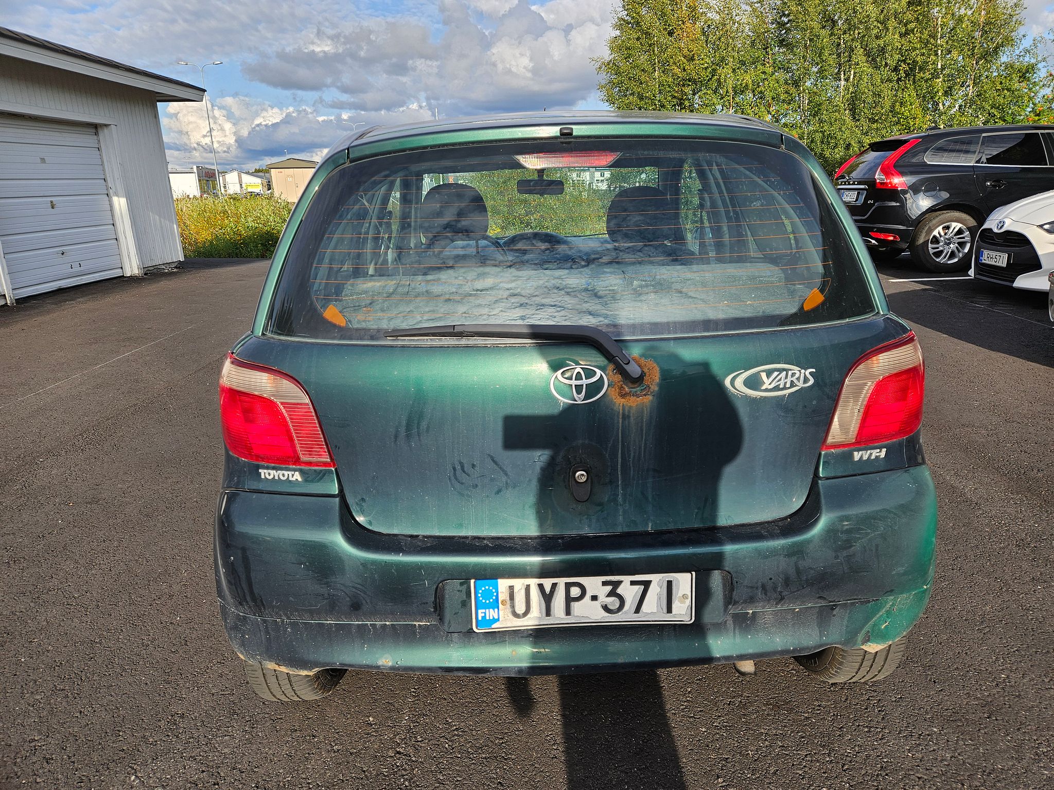 Image 4/12