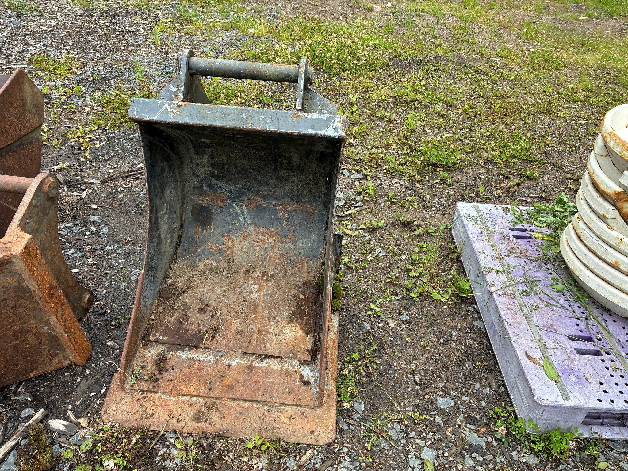 Image 2/7