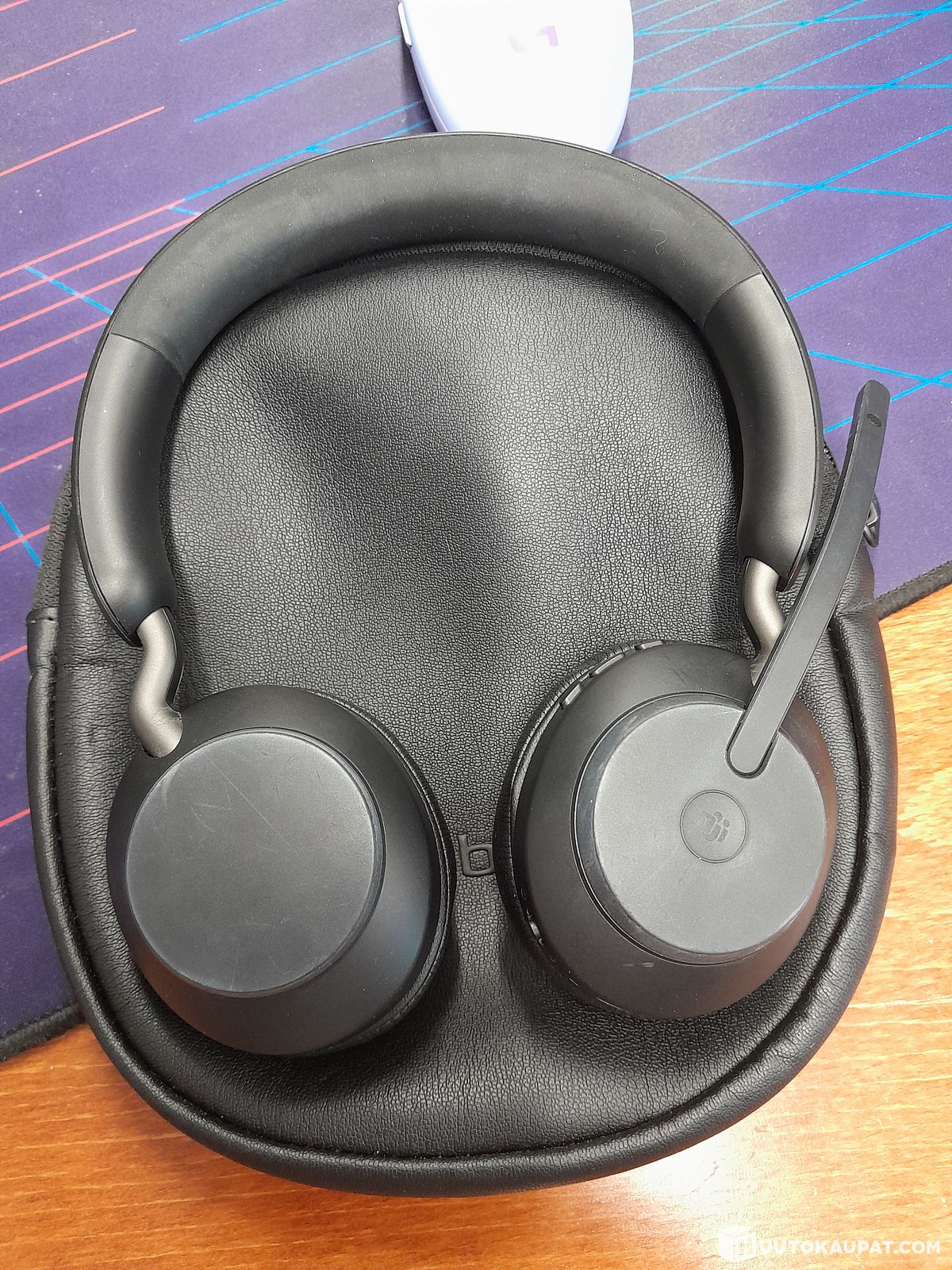 Jabra Evolve2 65 Stereo headset, HSC110W, Vantaa | Huutokaupat.com