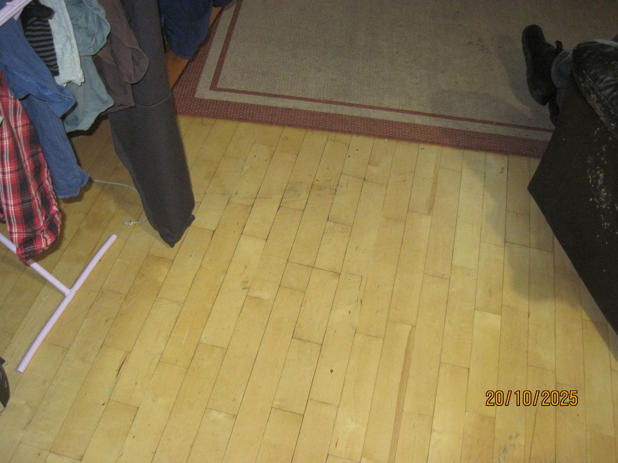 Image 12/22