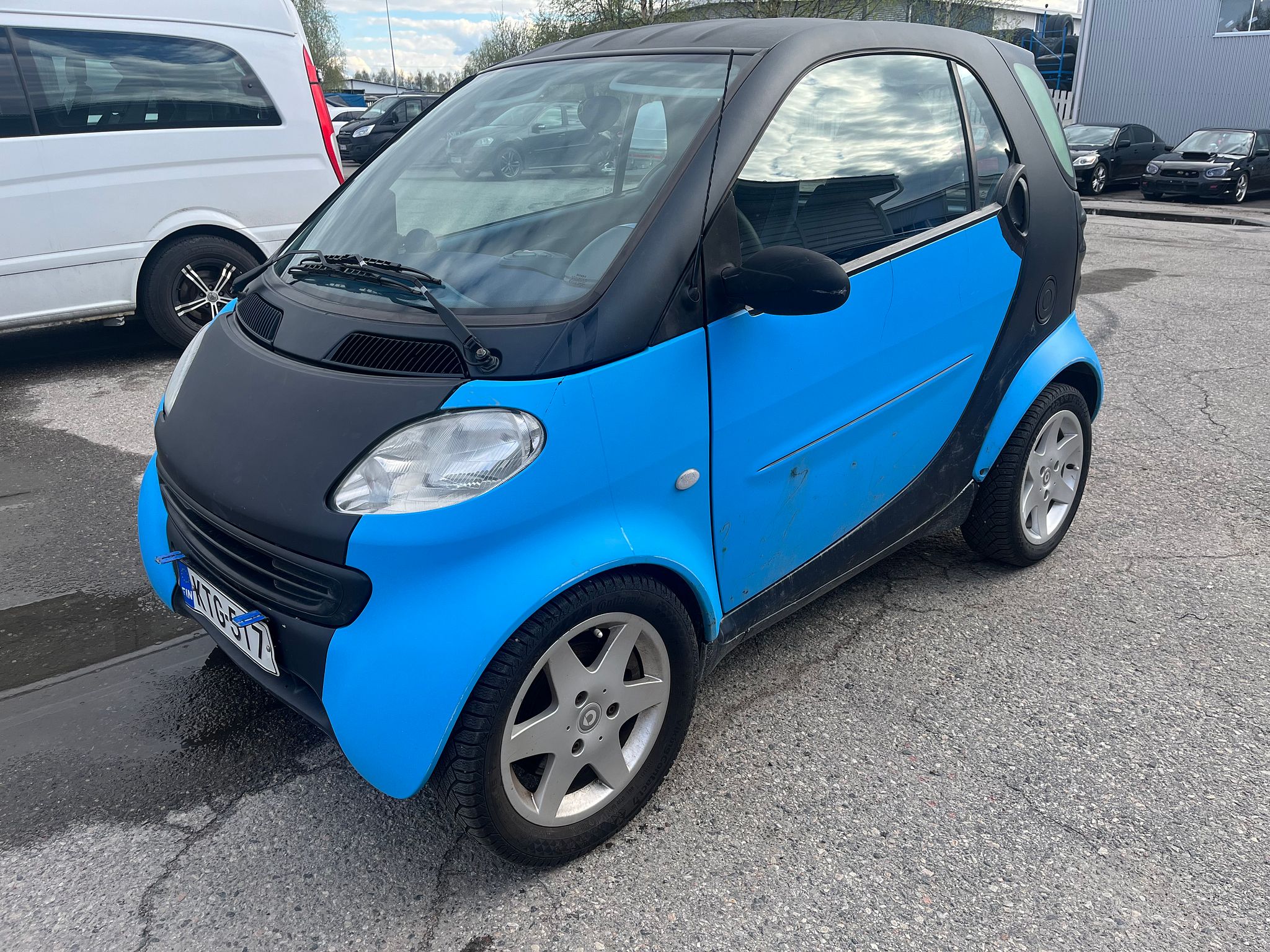 Image 7/10
