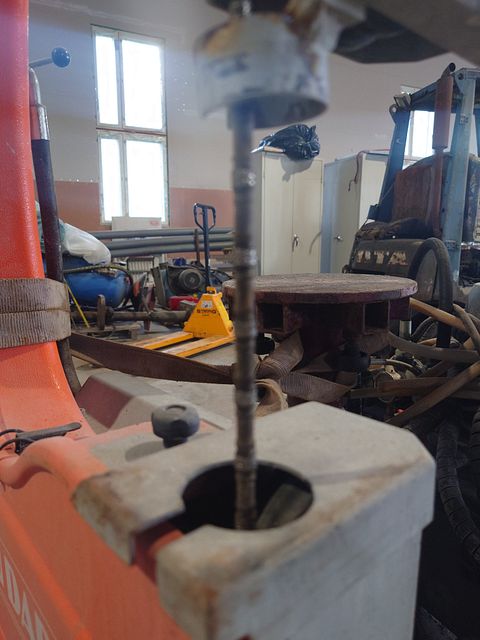 Image 8/8
