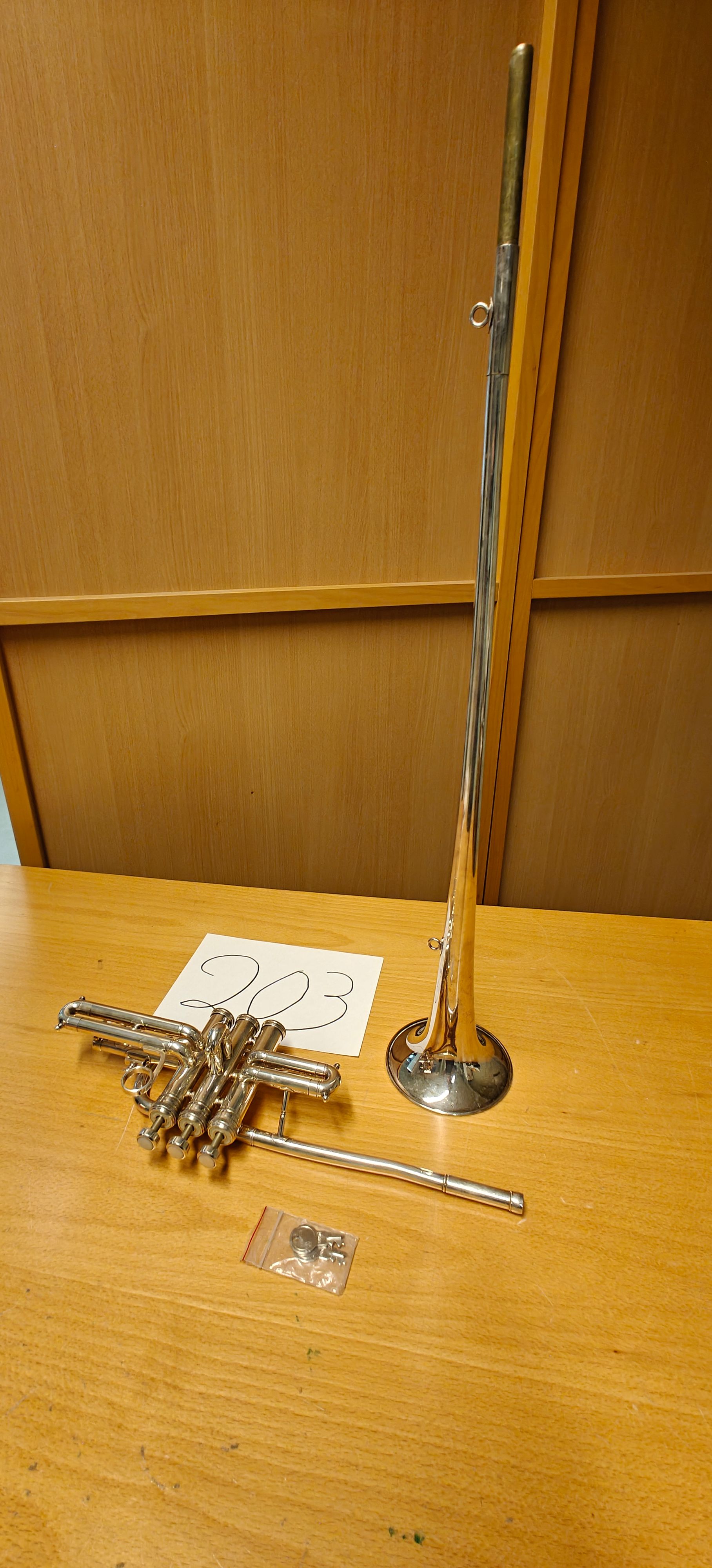 Image 3/13