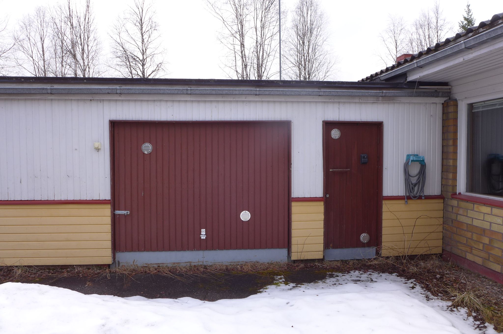 Image 8/36