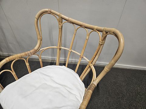 Image 7/10