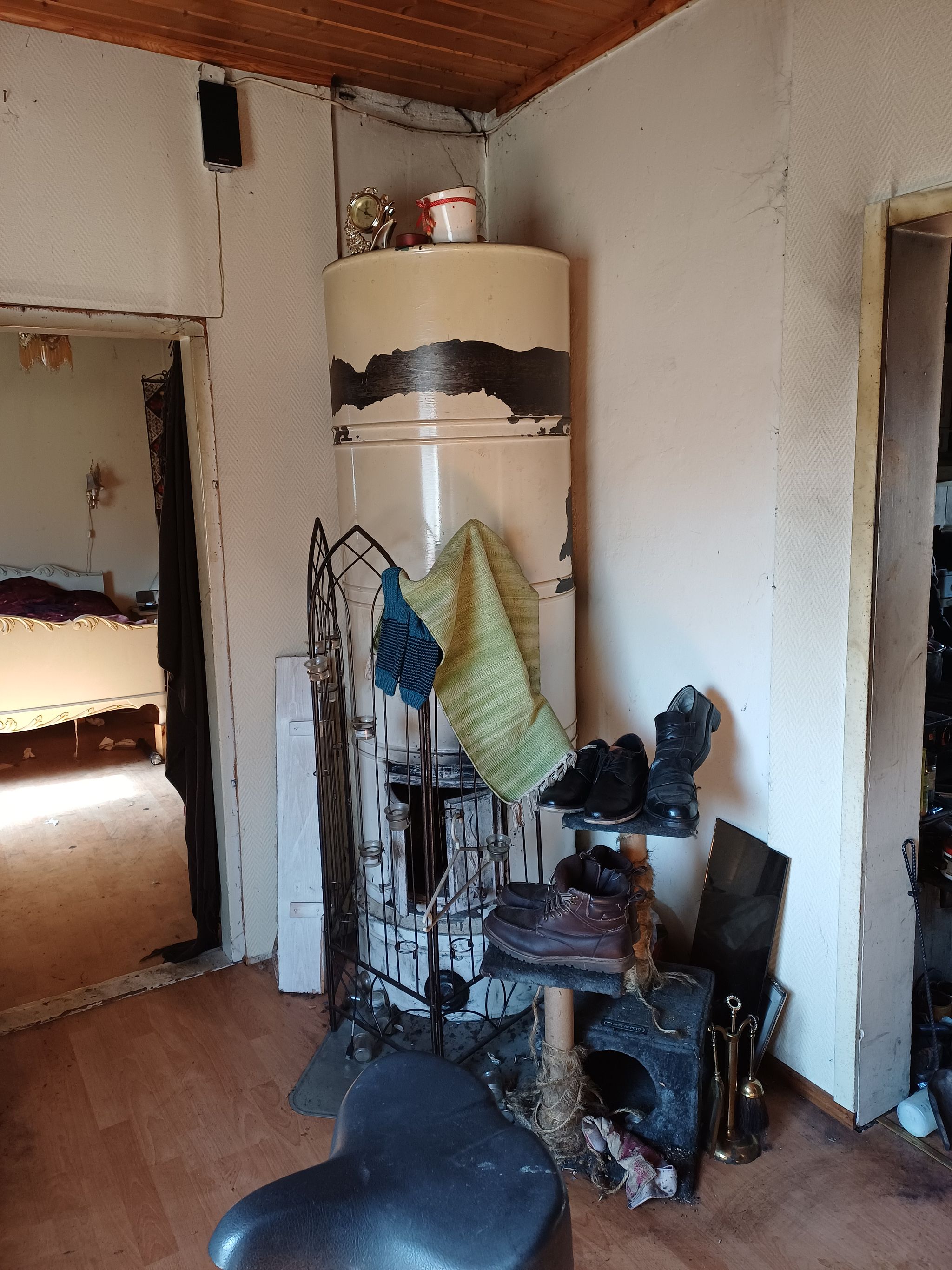Image 12/14
