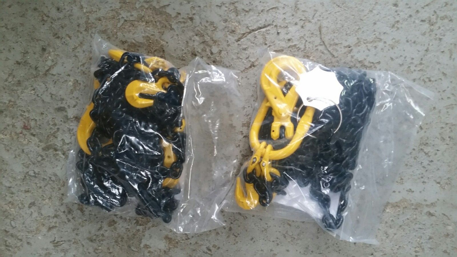 Image 1/4