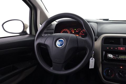 Image 11/28