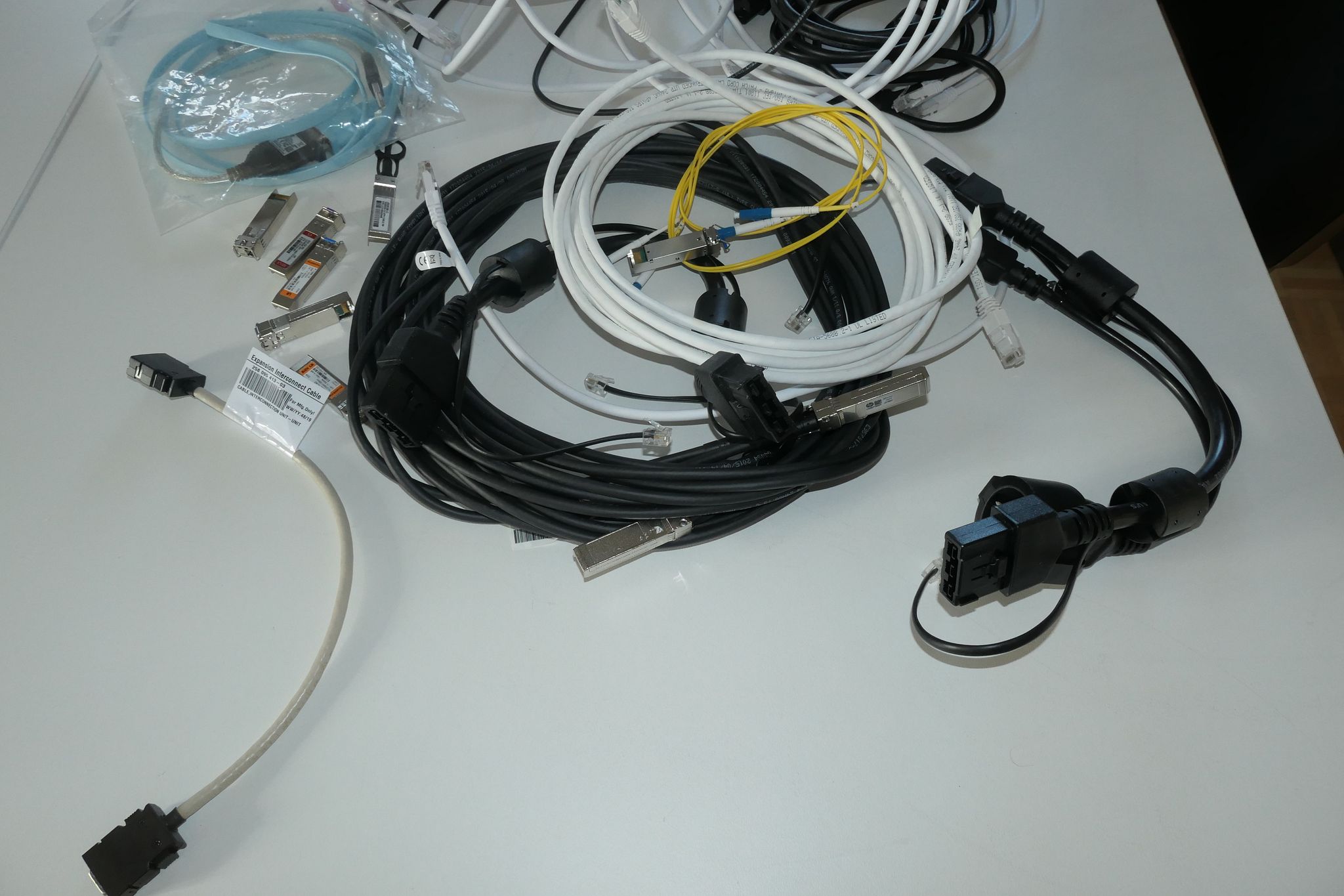 Image 8/10