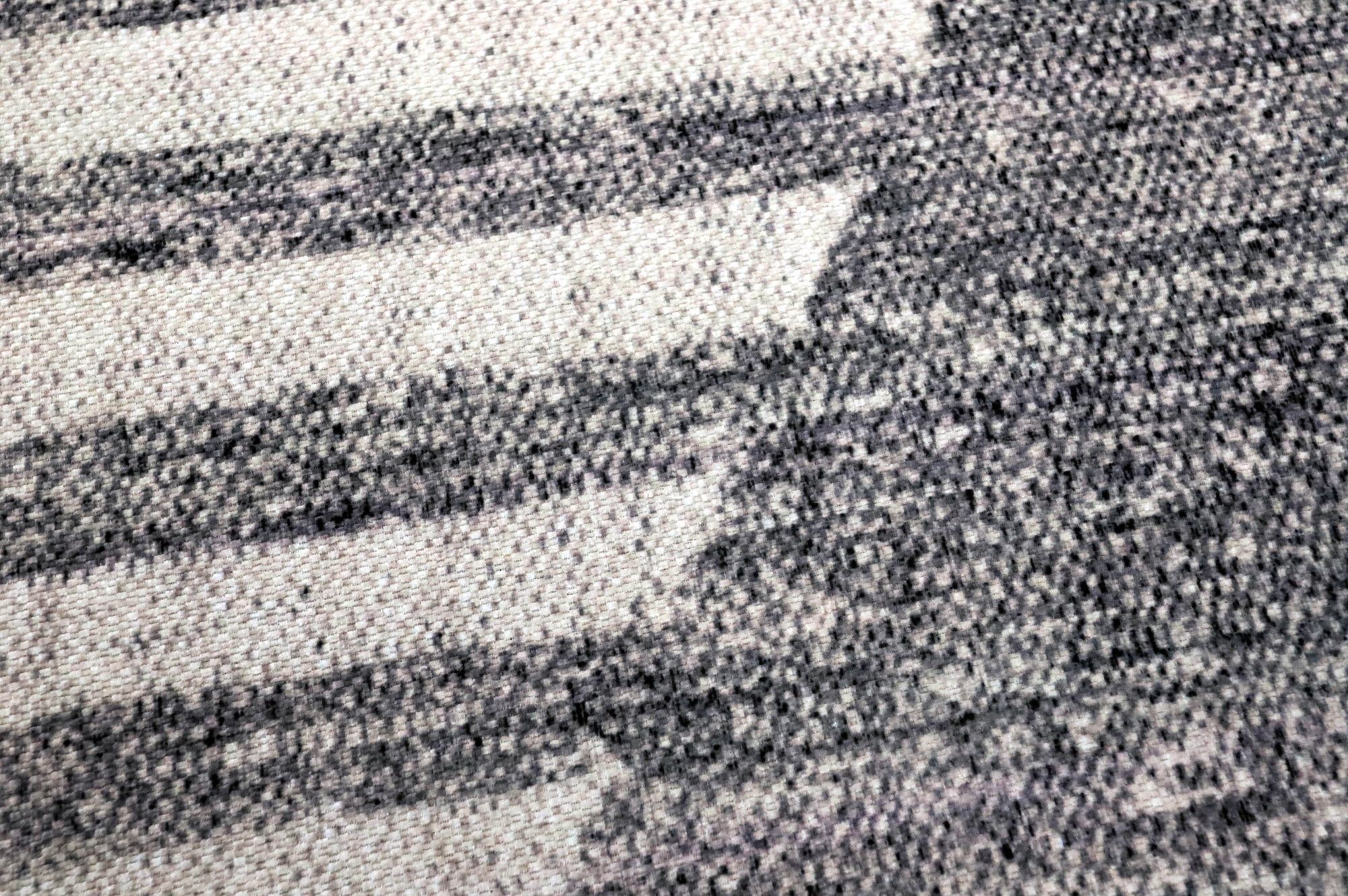 Image 4/5