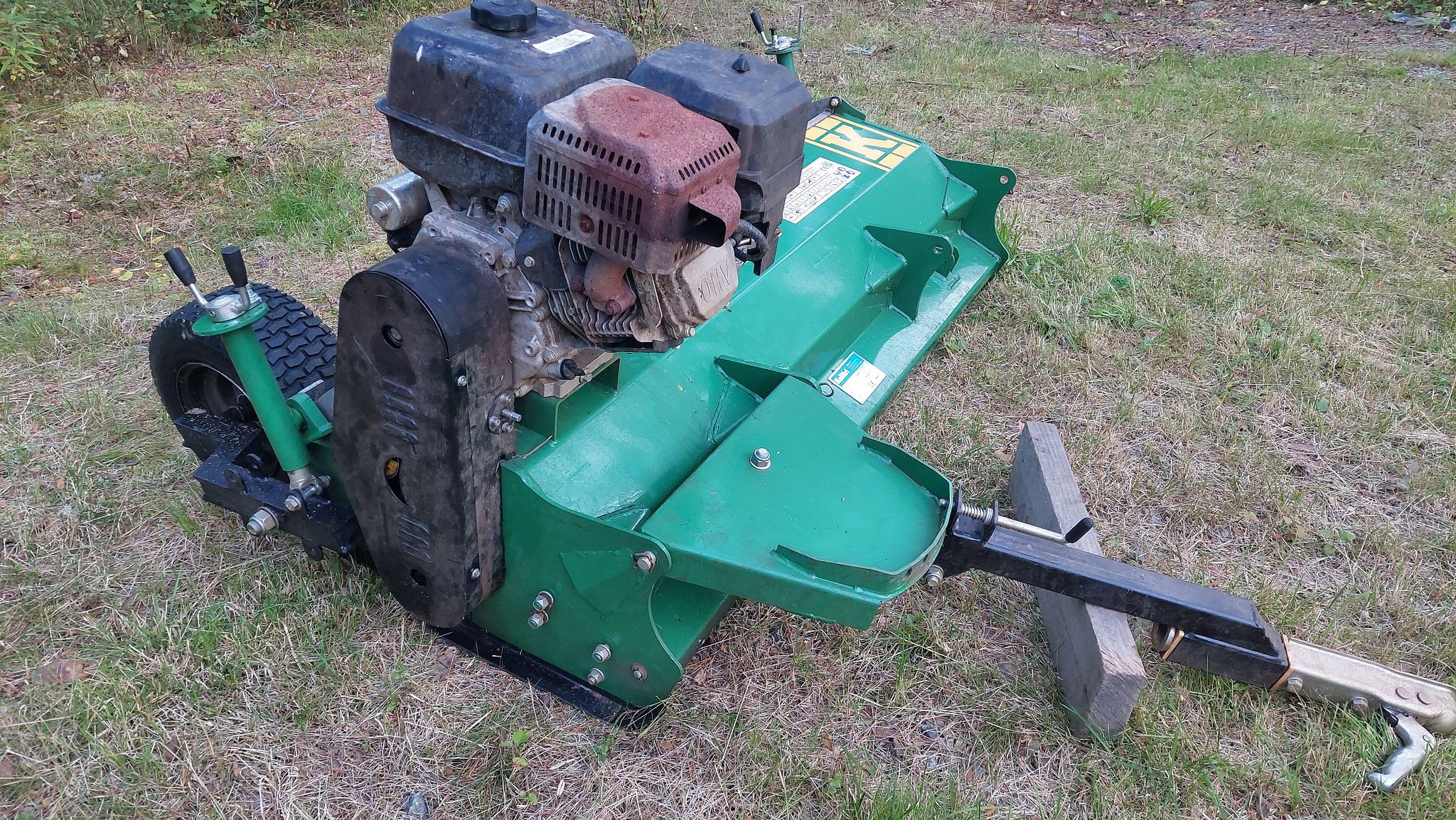 Image 2/6