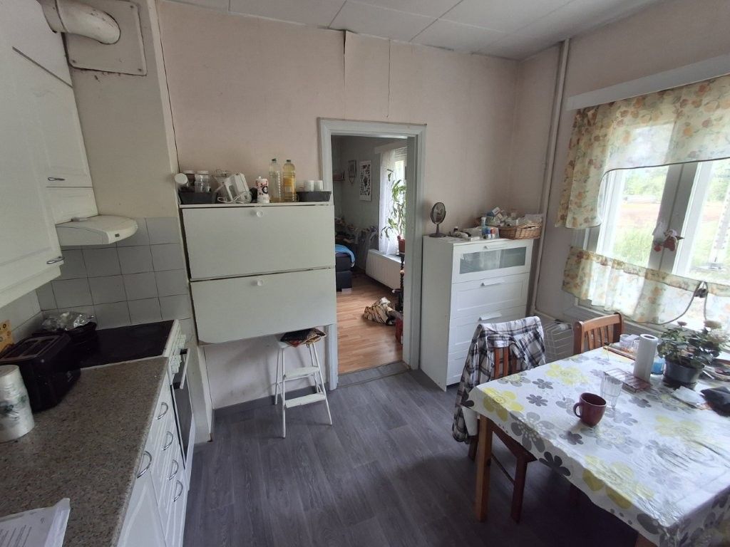 Image 12/85