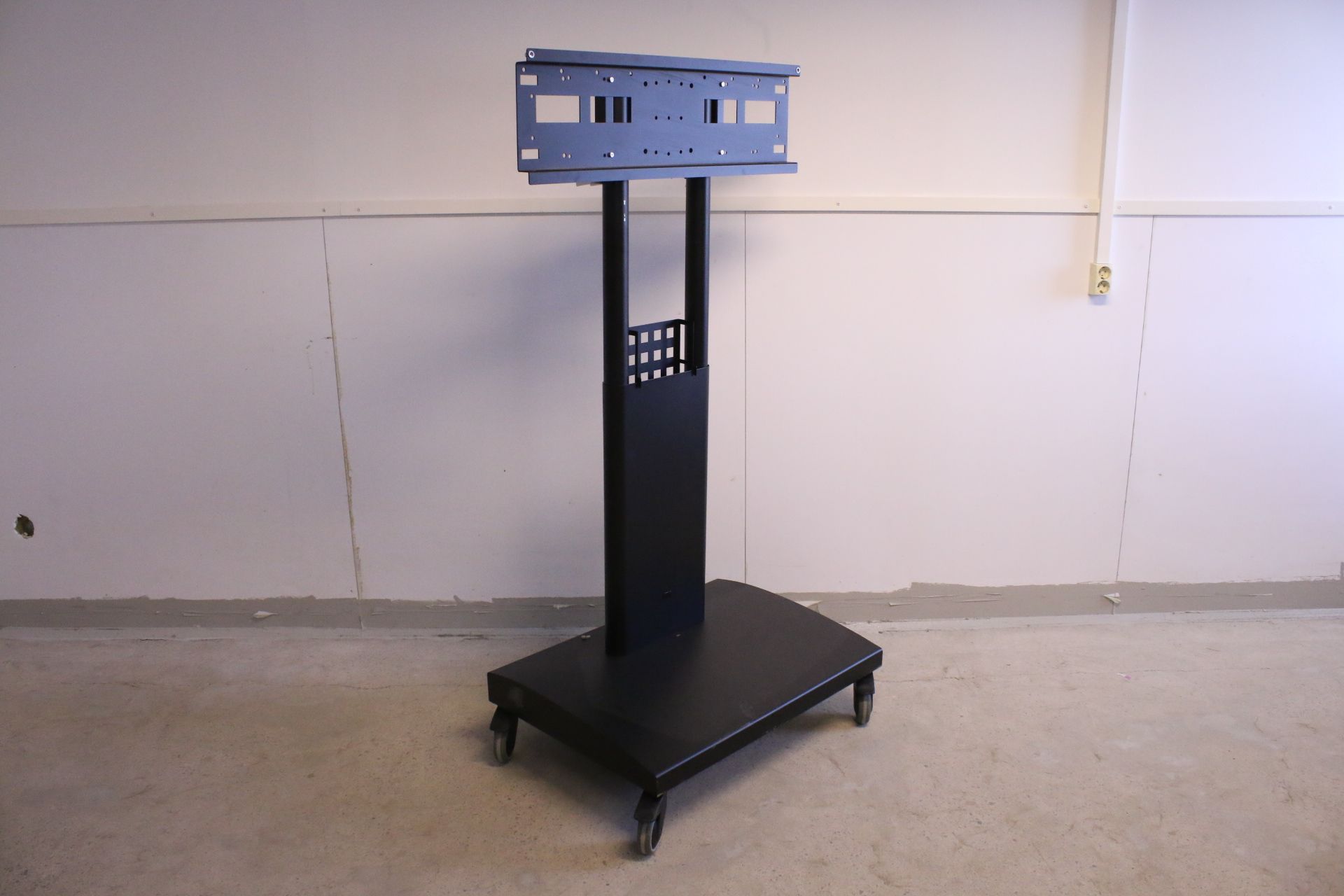 Image 2/7