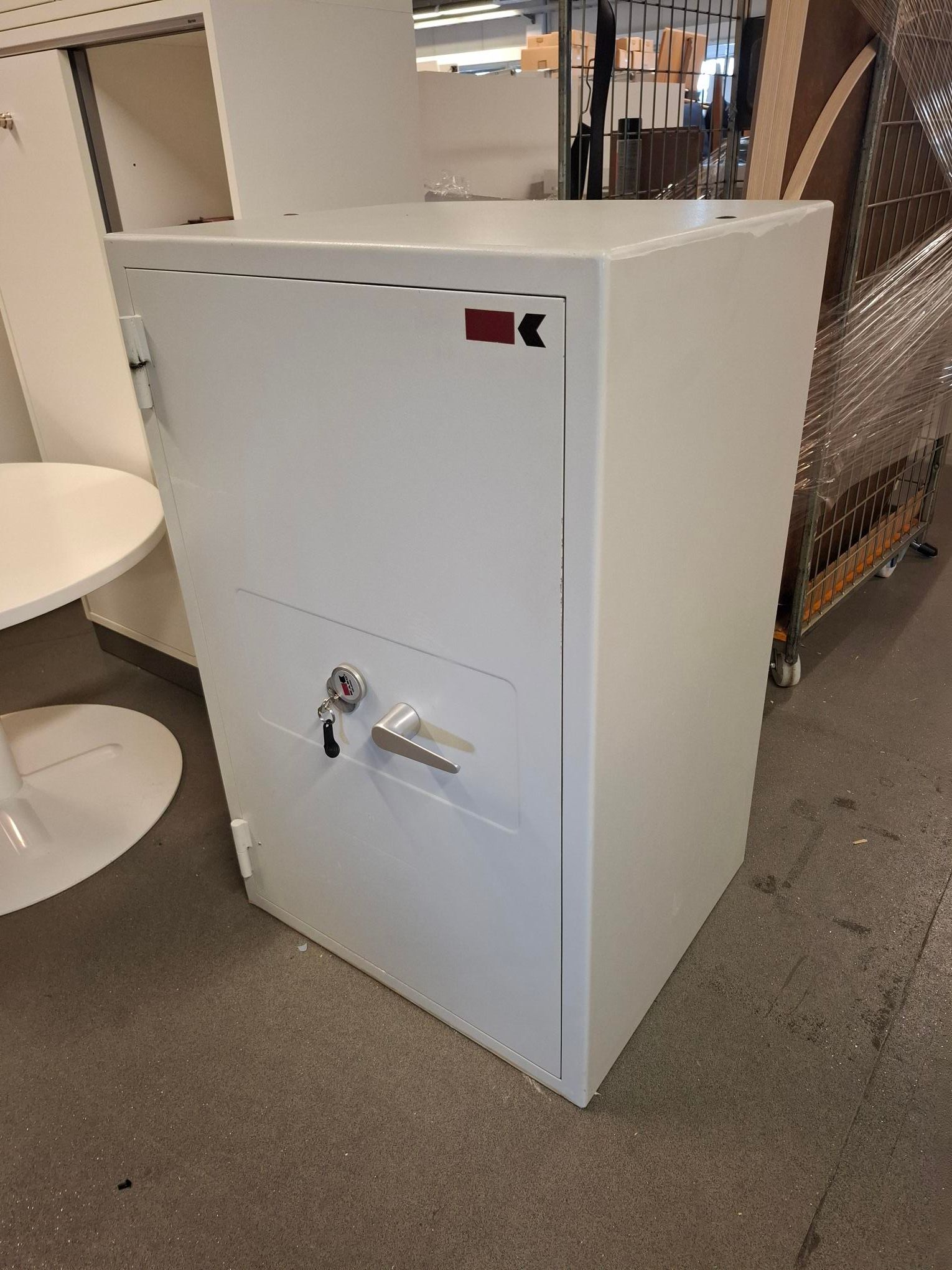 Image 1/6