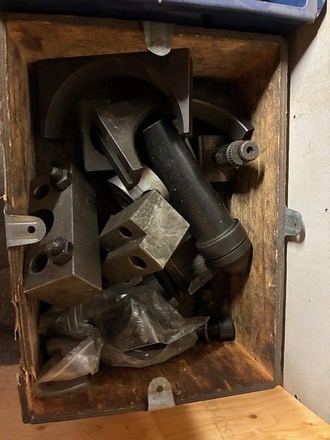 Image 6/9