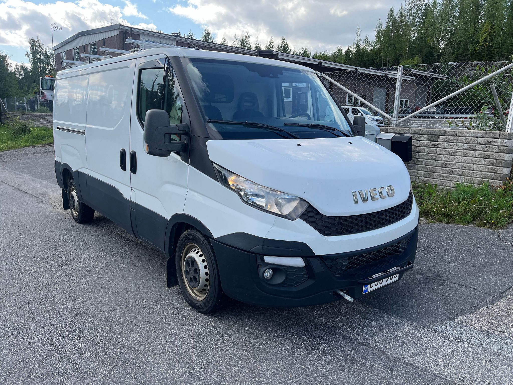 Iveco IVECO DAILY 2 3 93kW 35S13 Pakettiauto 9m3 2015 Lieto 