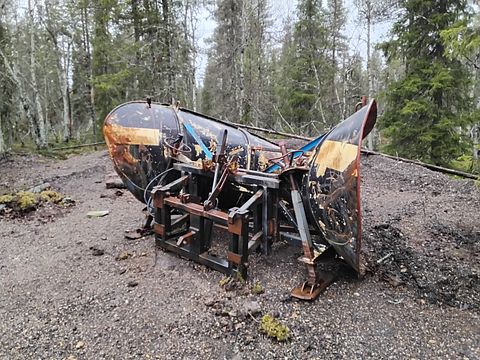 Image 1/3