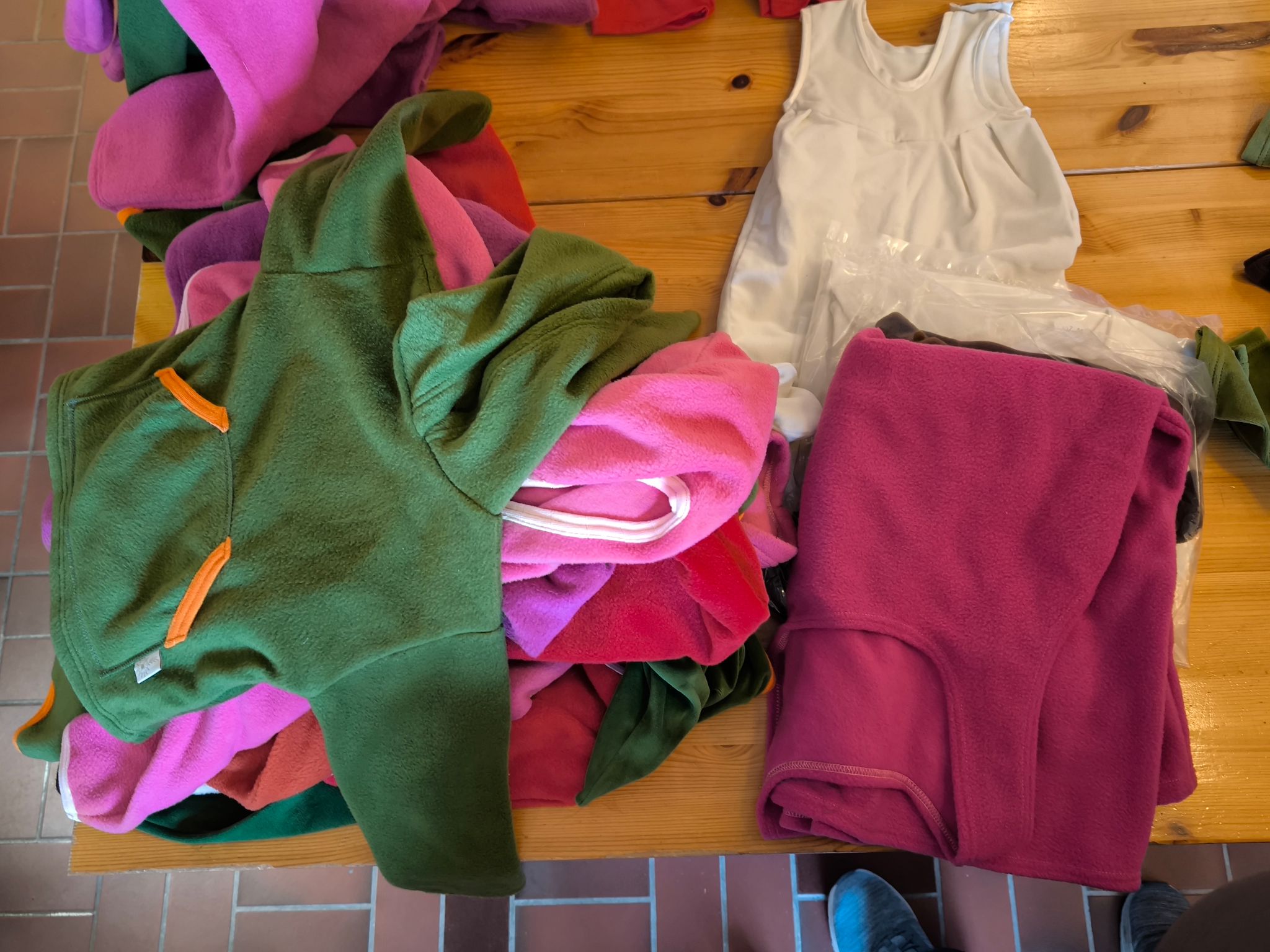 Image 6/9