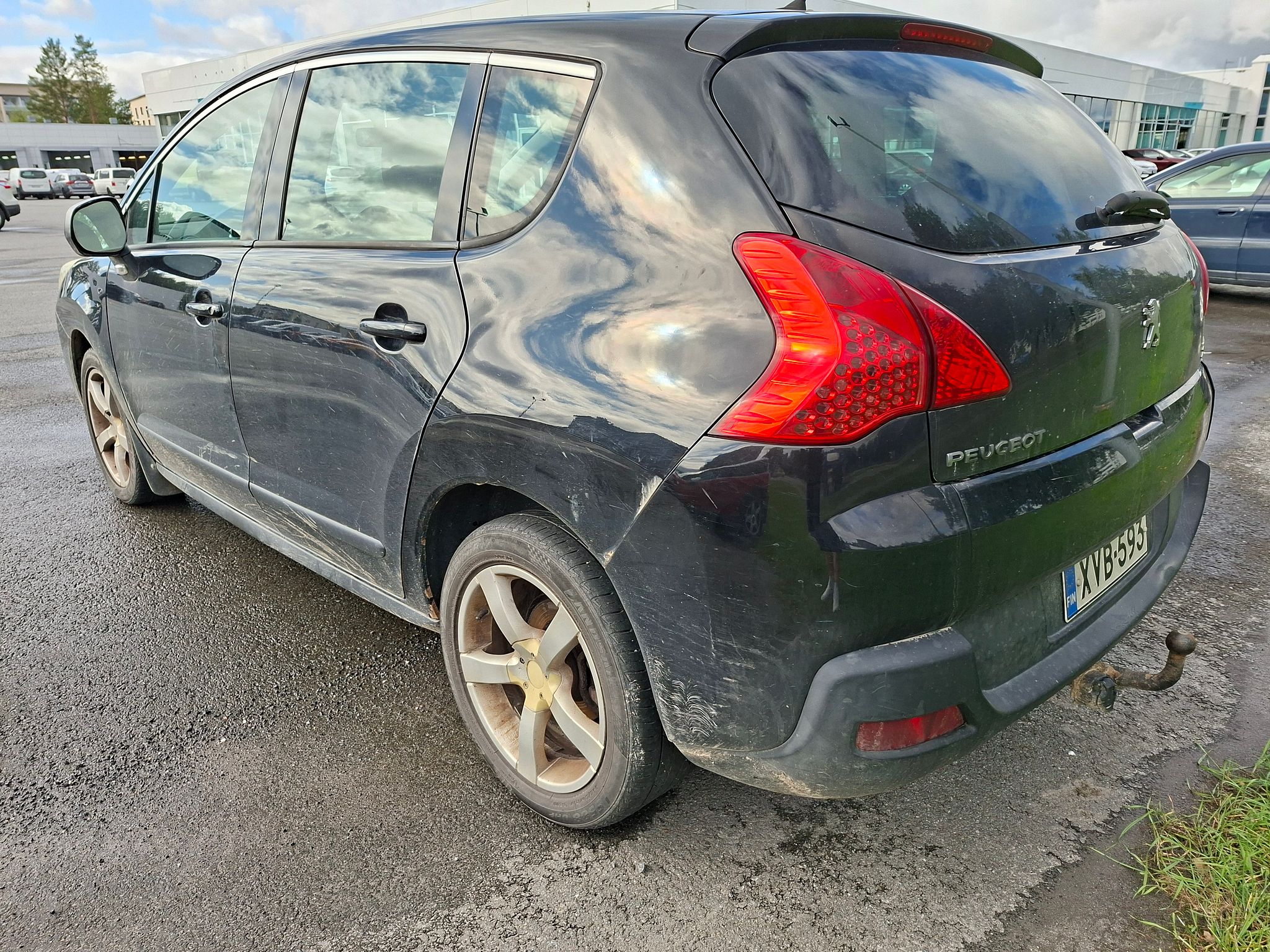 Image 3/33