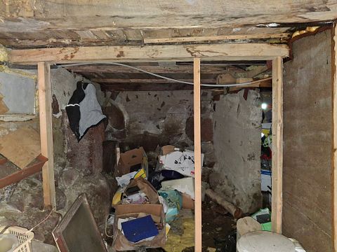 Image 29/40