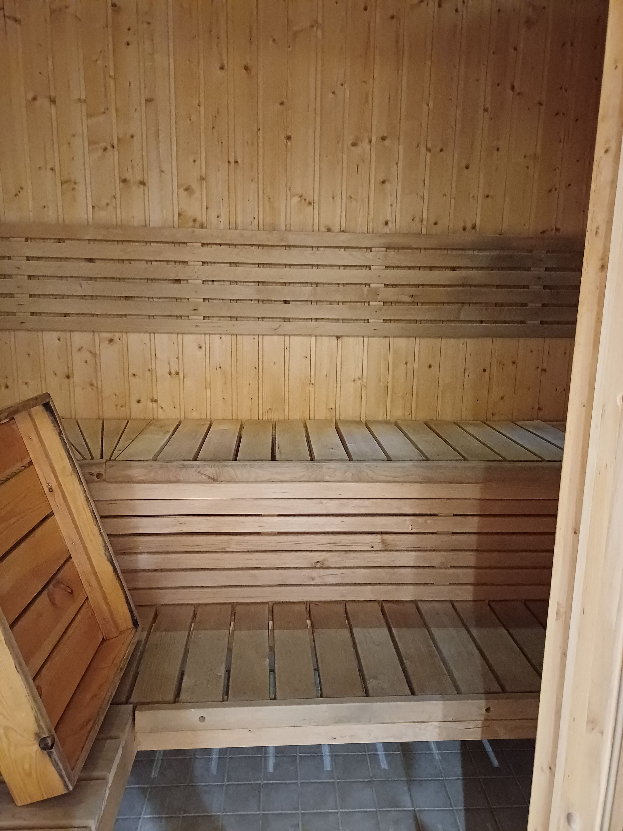 Image 19/20