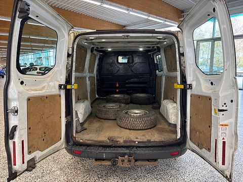 Image 11/20