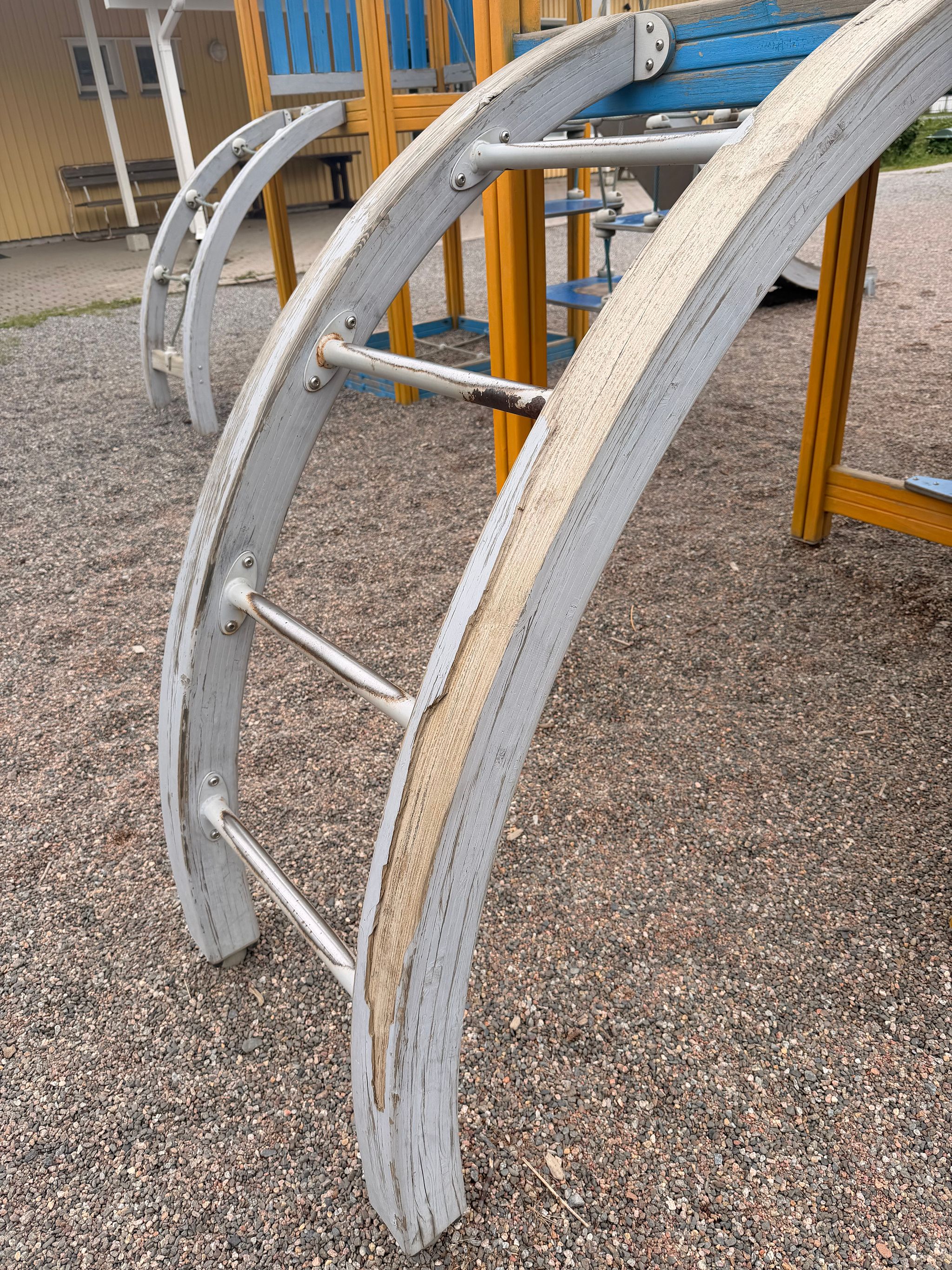 Image 6/8