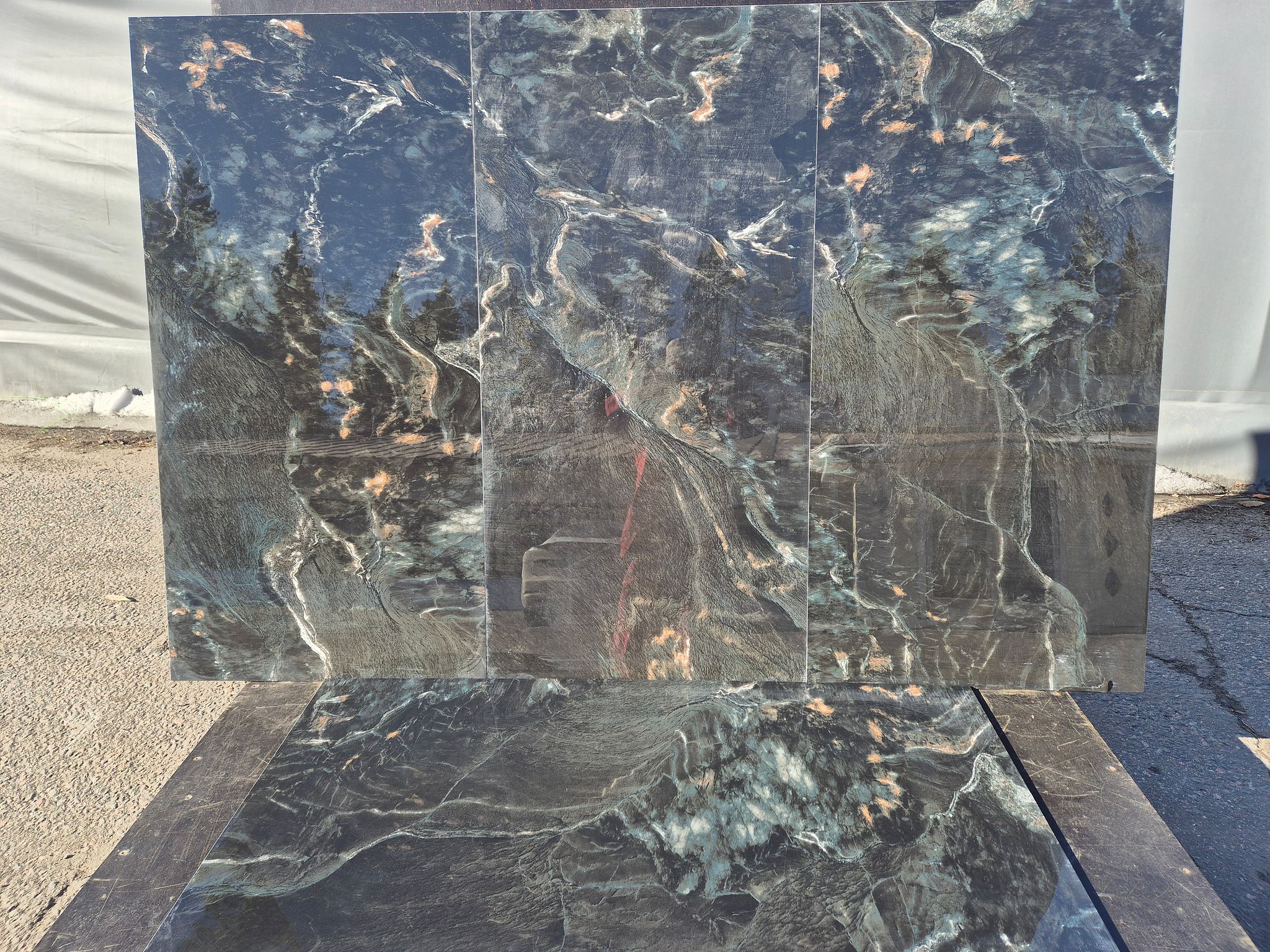 Image 17/33