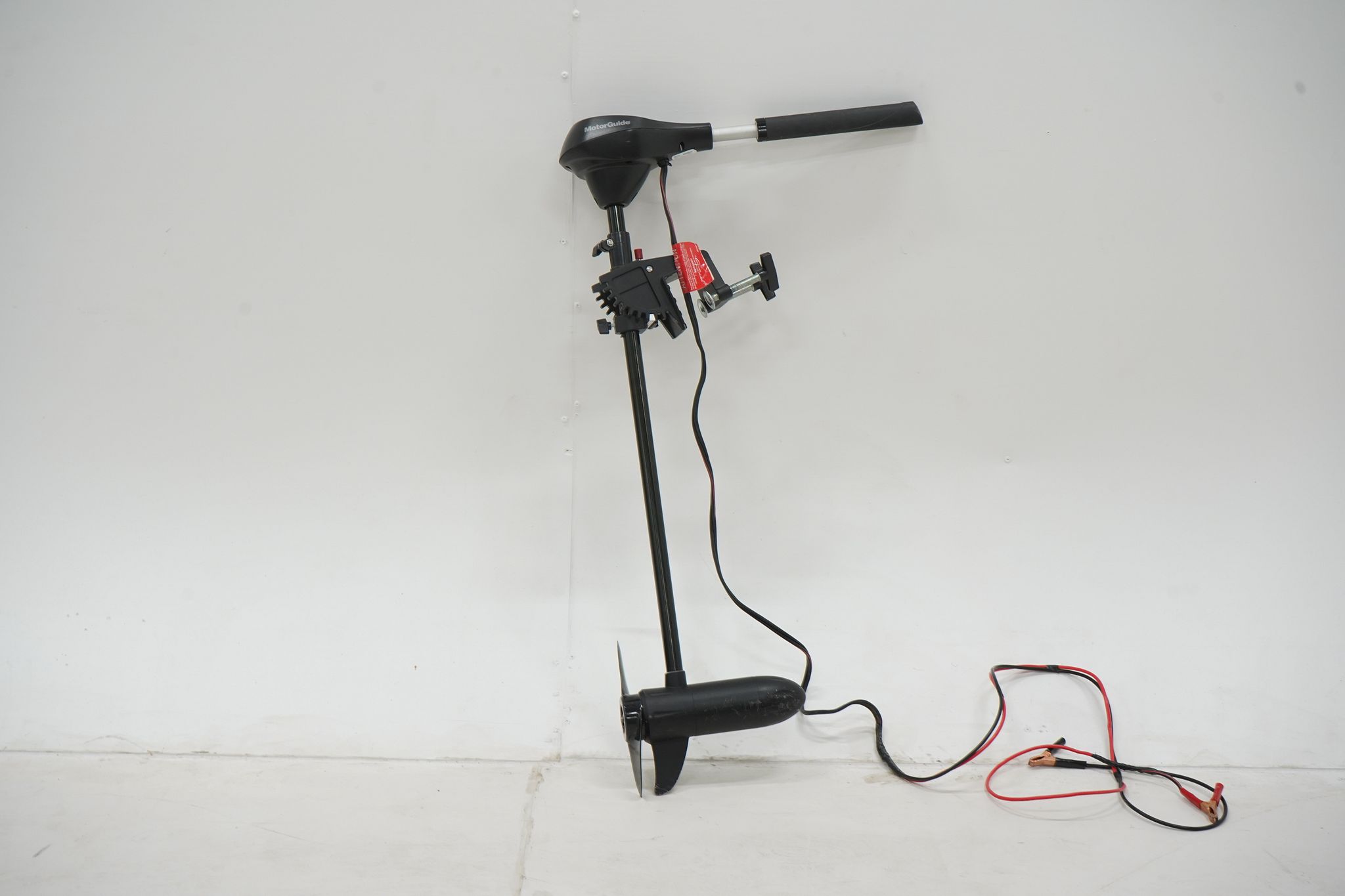 Image 2/8