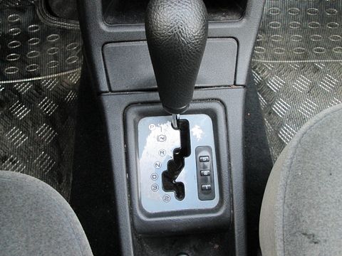 Image 11/20