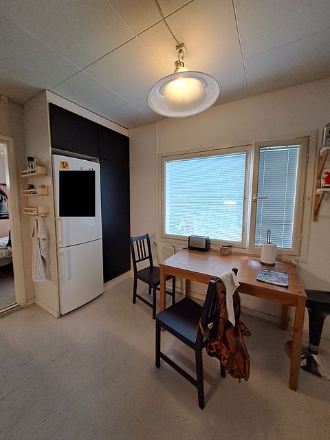Image 8/23