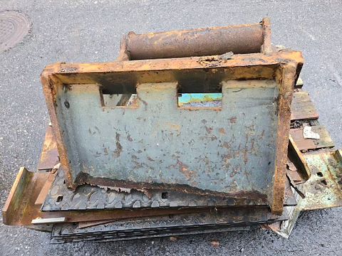 Image 2/2