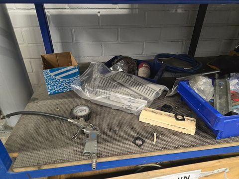 Image 5/7