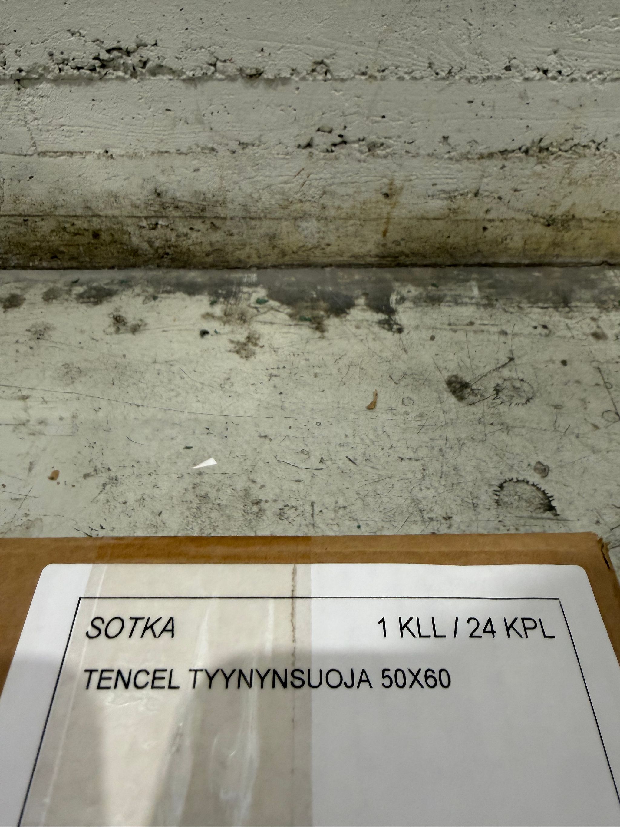 Image 4/4
