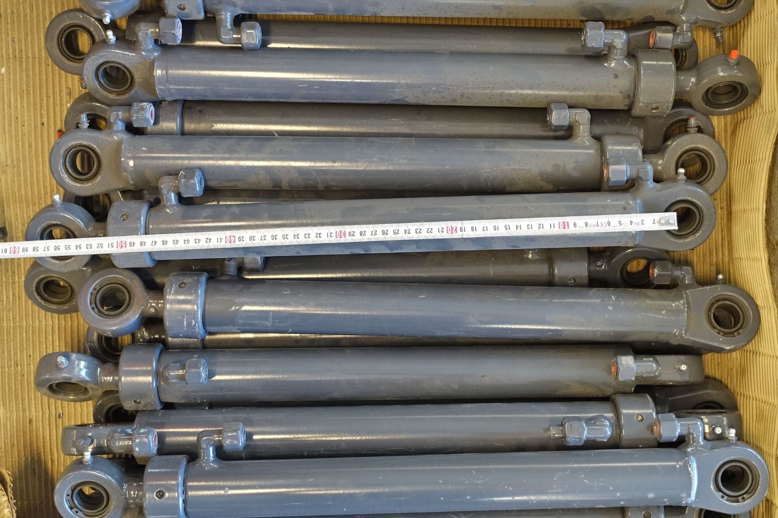 Image 2/4
