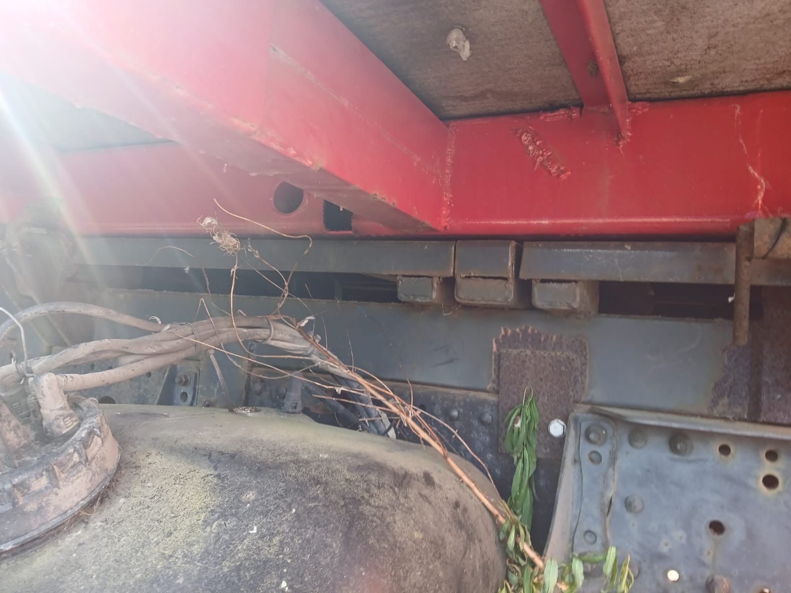 Image 4/9