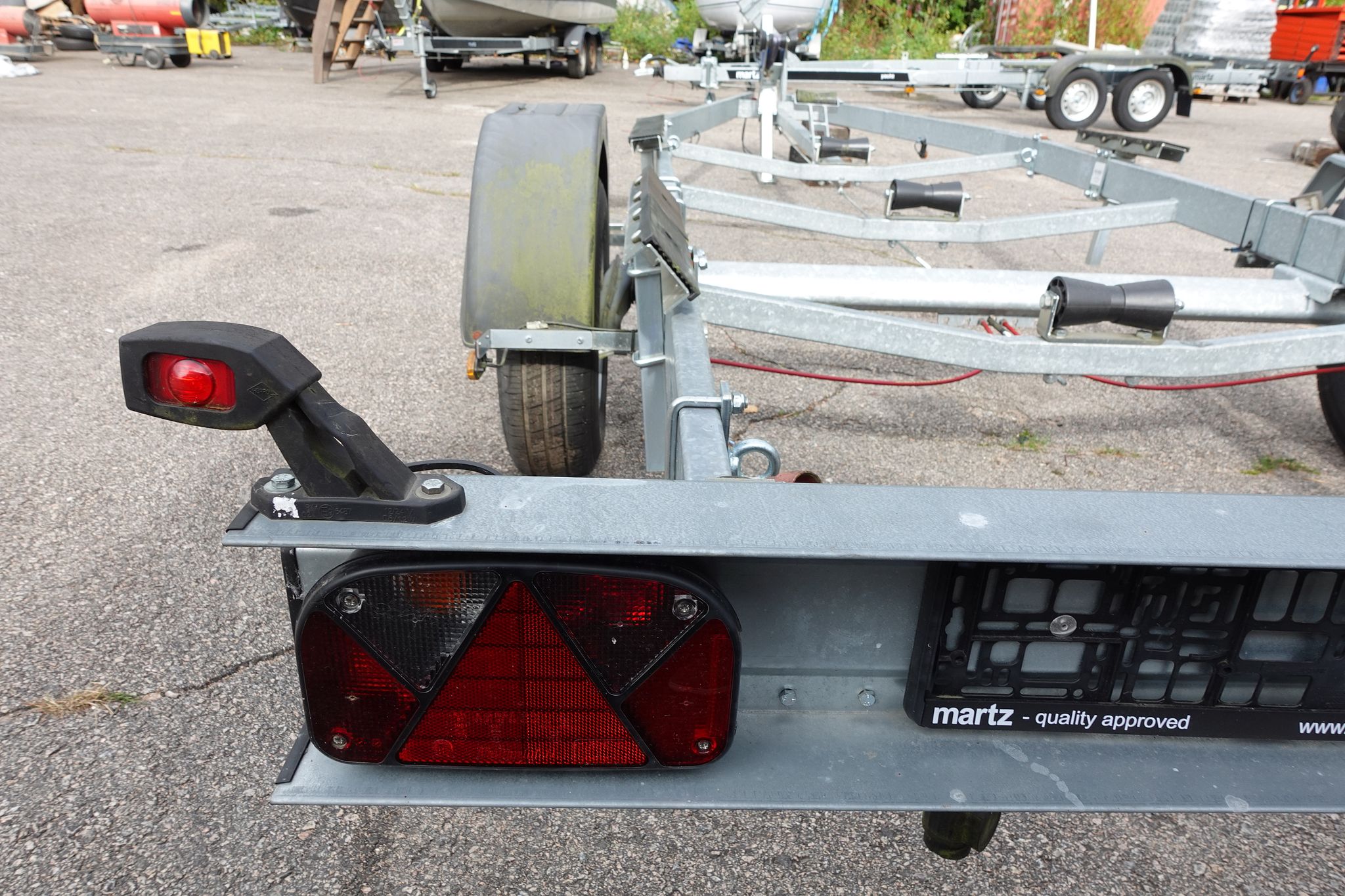 Image 7/9