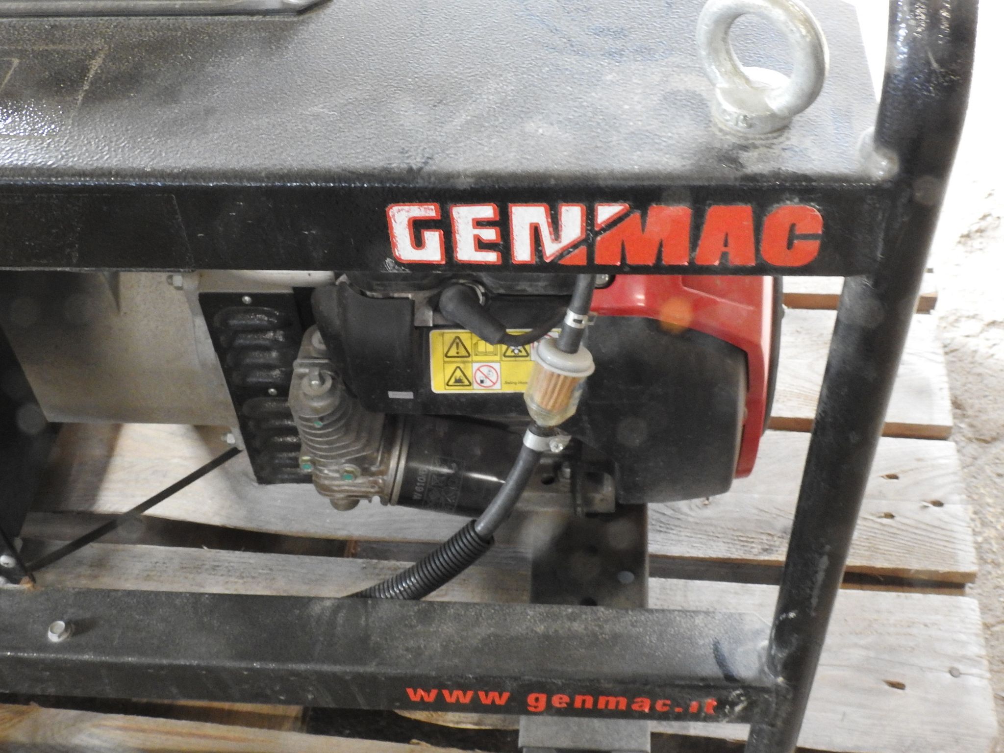 Image 6/8
