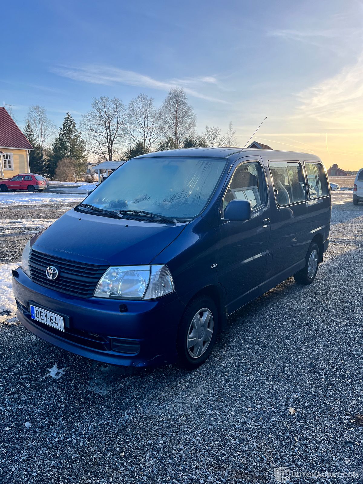 toyota-hiace-2006-marttila-huutokaupat