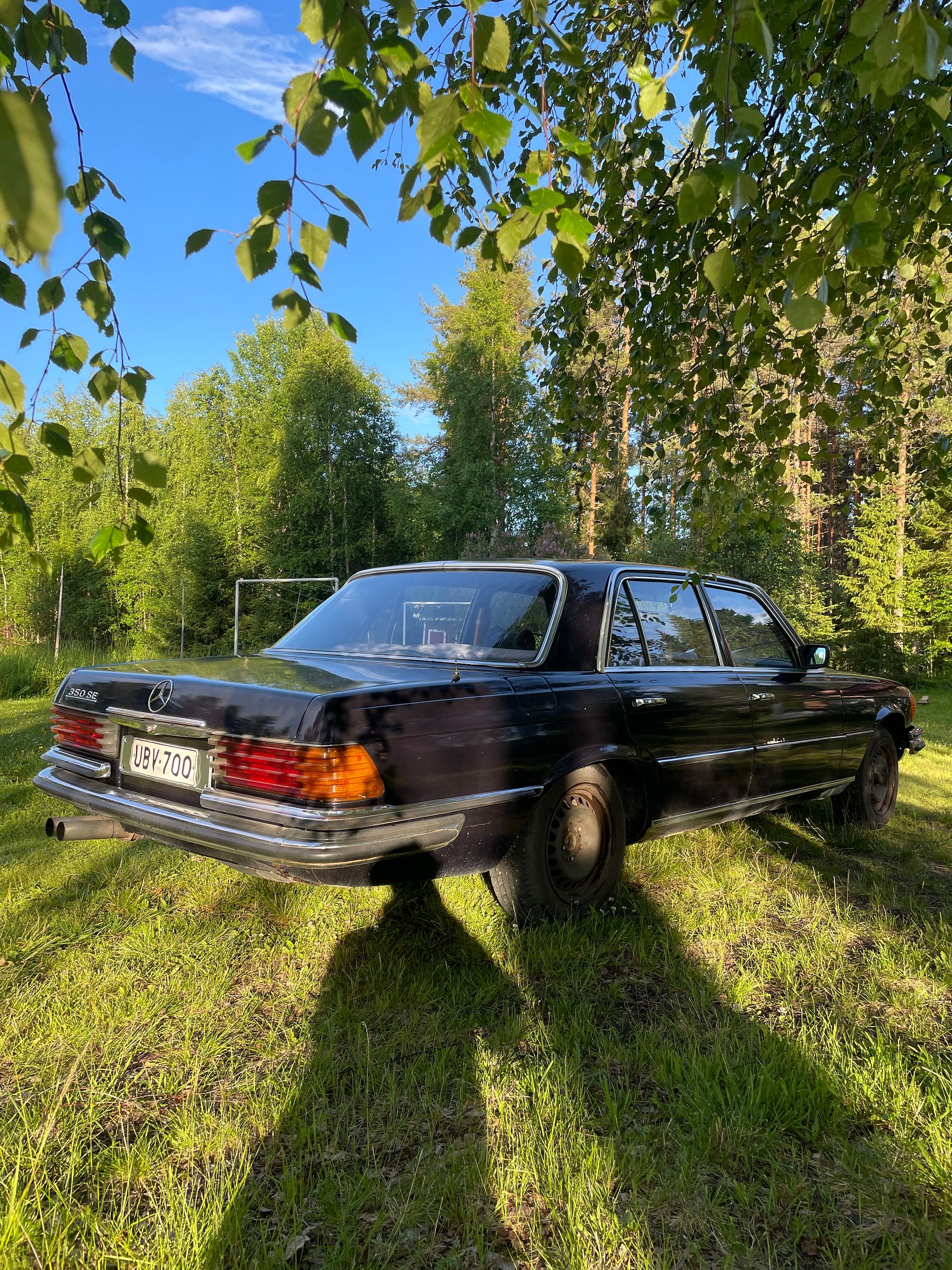 Image 4/10